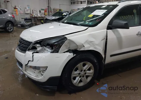 2014 Chevrolet Traverse Ls z USA, uszkodzony, nr VIN 1GNKVFKD3EJ346694